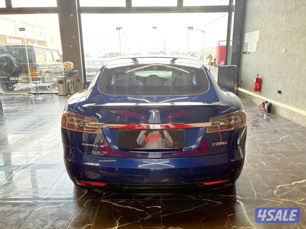 تسلا MODEL S P100D7