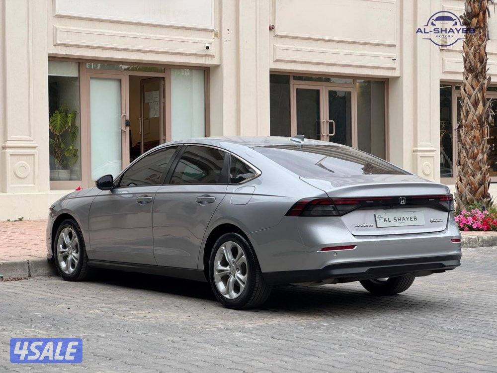 أكورد 2023 عداد 30 ألف فقط بحالة الوكالة6