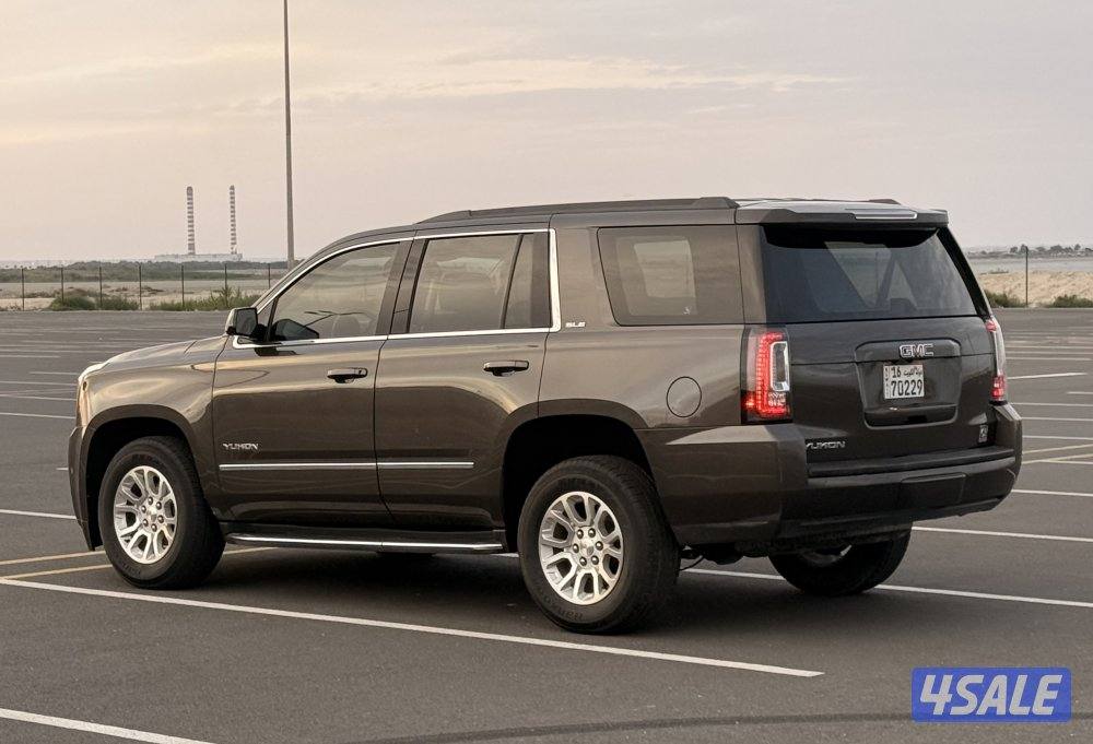 للبيع يوكن ٢٠١٩ صبغ الوكاله عداد ٩٣ الف بس1