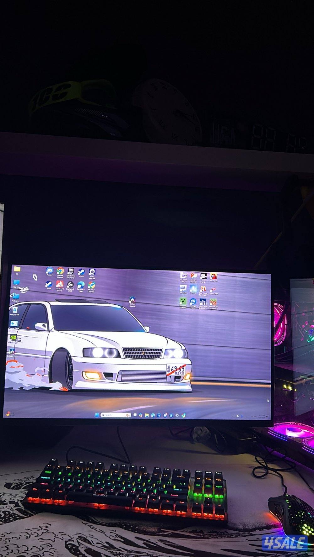 للبيع بي سي و شاشتين و استاند شاشتين و ماوس و كيبود2