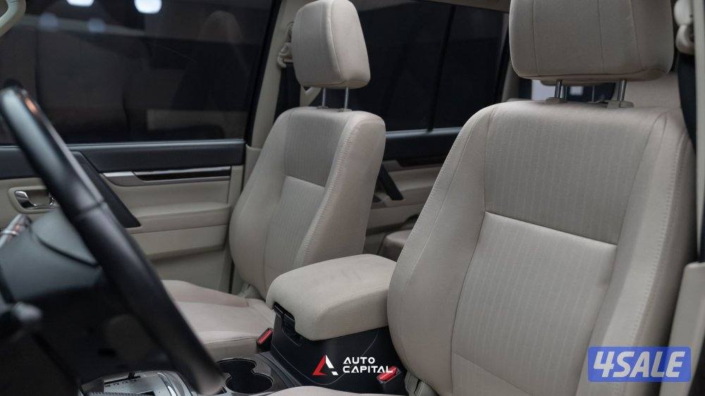 Mitsubishi Pajero 3.5L Sunroof8