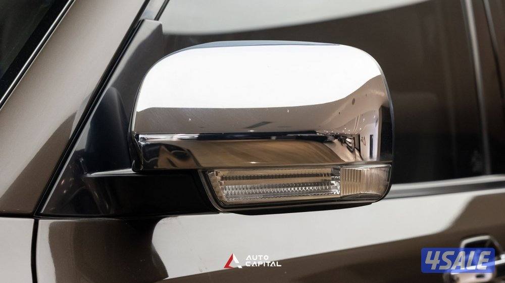 Mitsubishi Pajero 3.5L Sunroof10