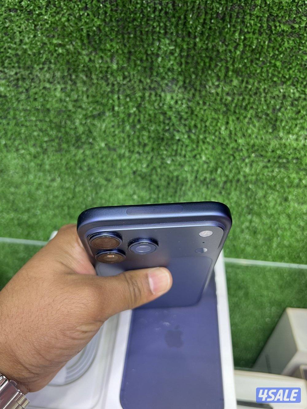 Iphone 17 pro max (eng/arb)6