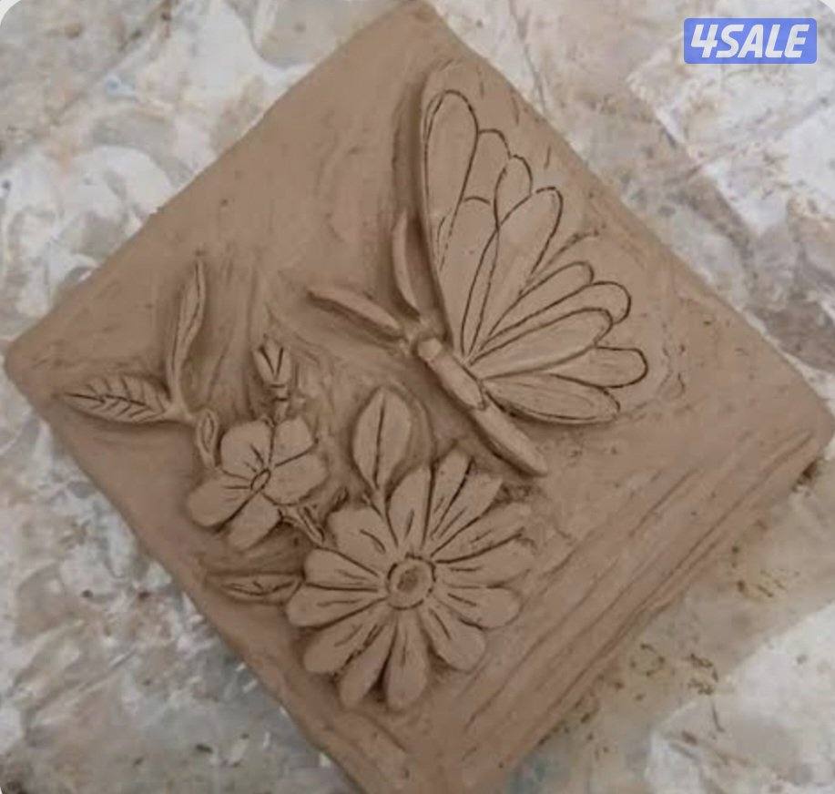 انجاز مشاريع التخرج الفنية لطلاب التطبيقي والتربية8