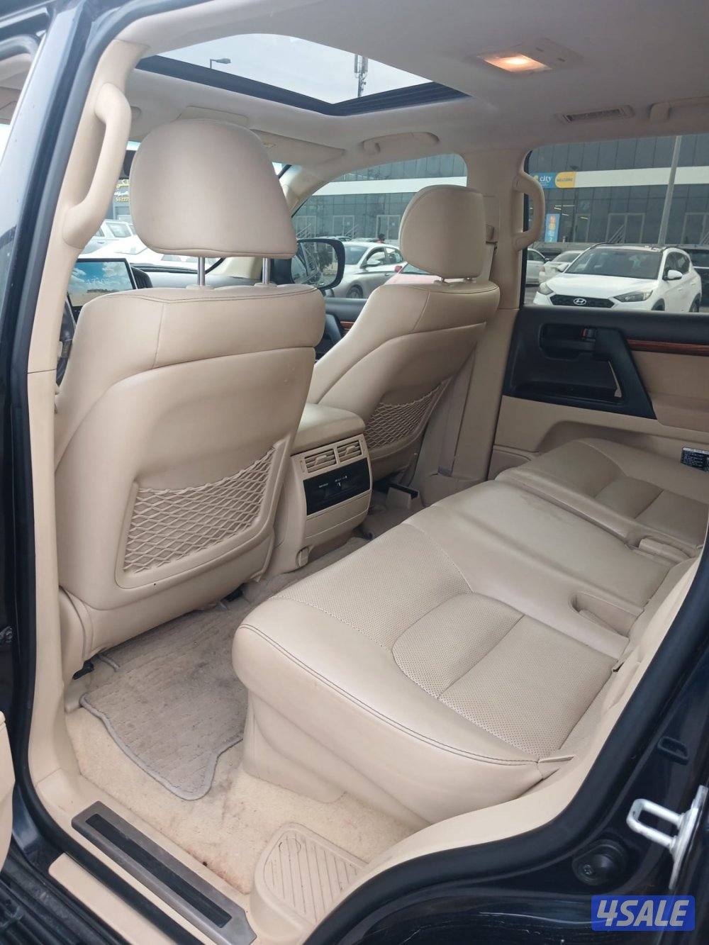 للبيع لاندكروزر GXR موديل ٢٠١٦9