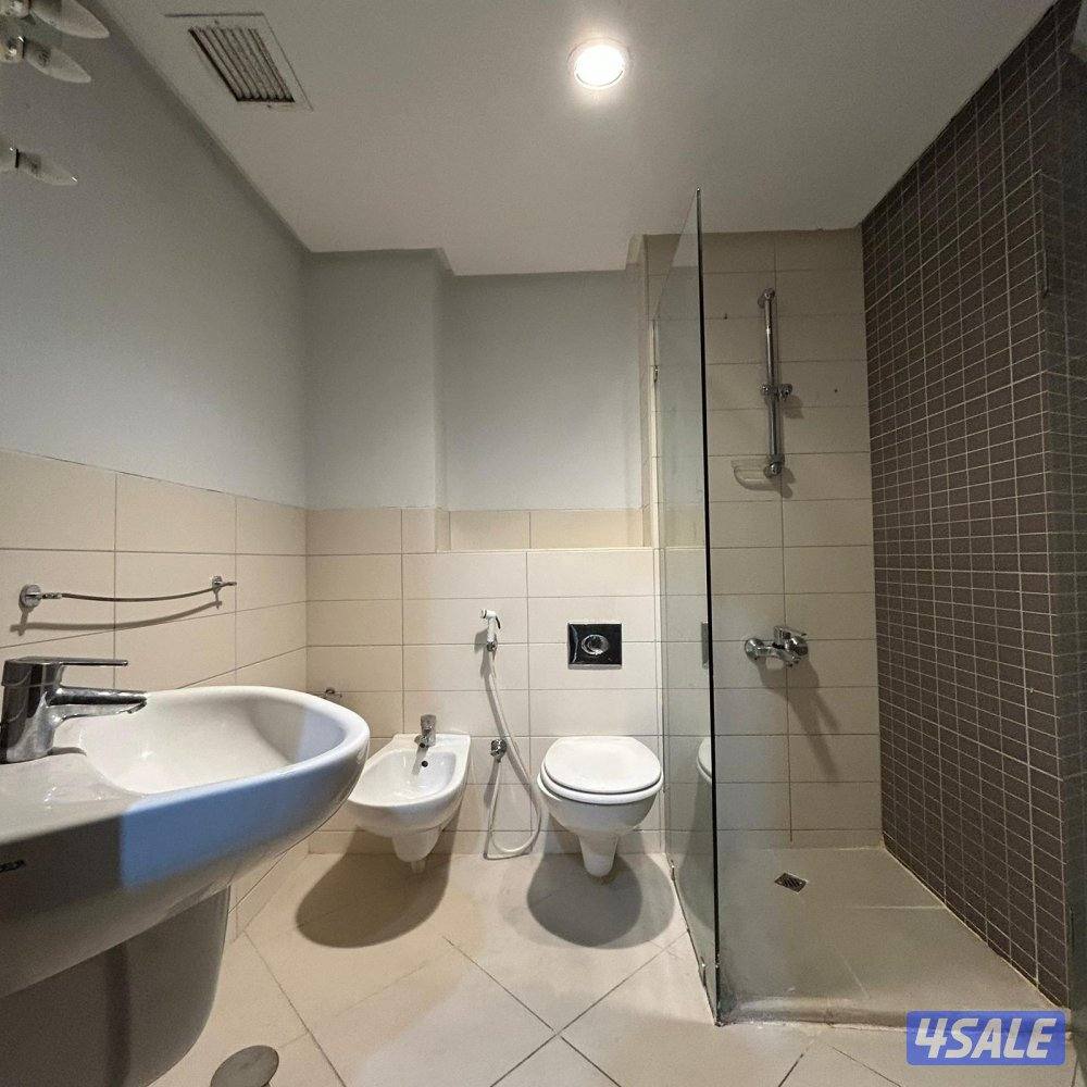 دوبلكس إطلالة بحرية مباشرة للإيجار في السالمية6