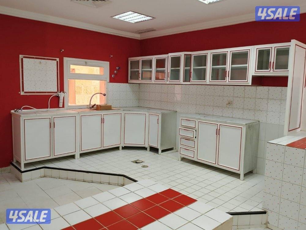 نشتري الأثاث ديوانيات شرقيه غرف النوم كنب الصاله كراسي المكتب كل مالدي4