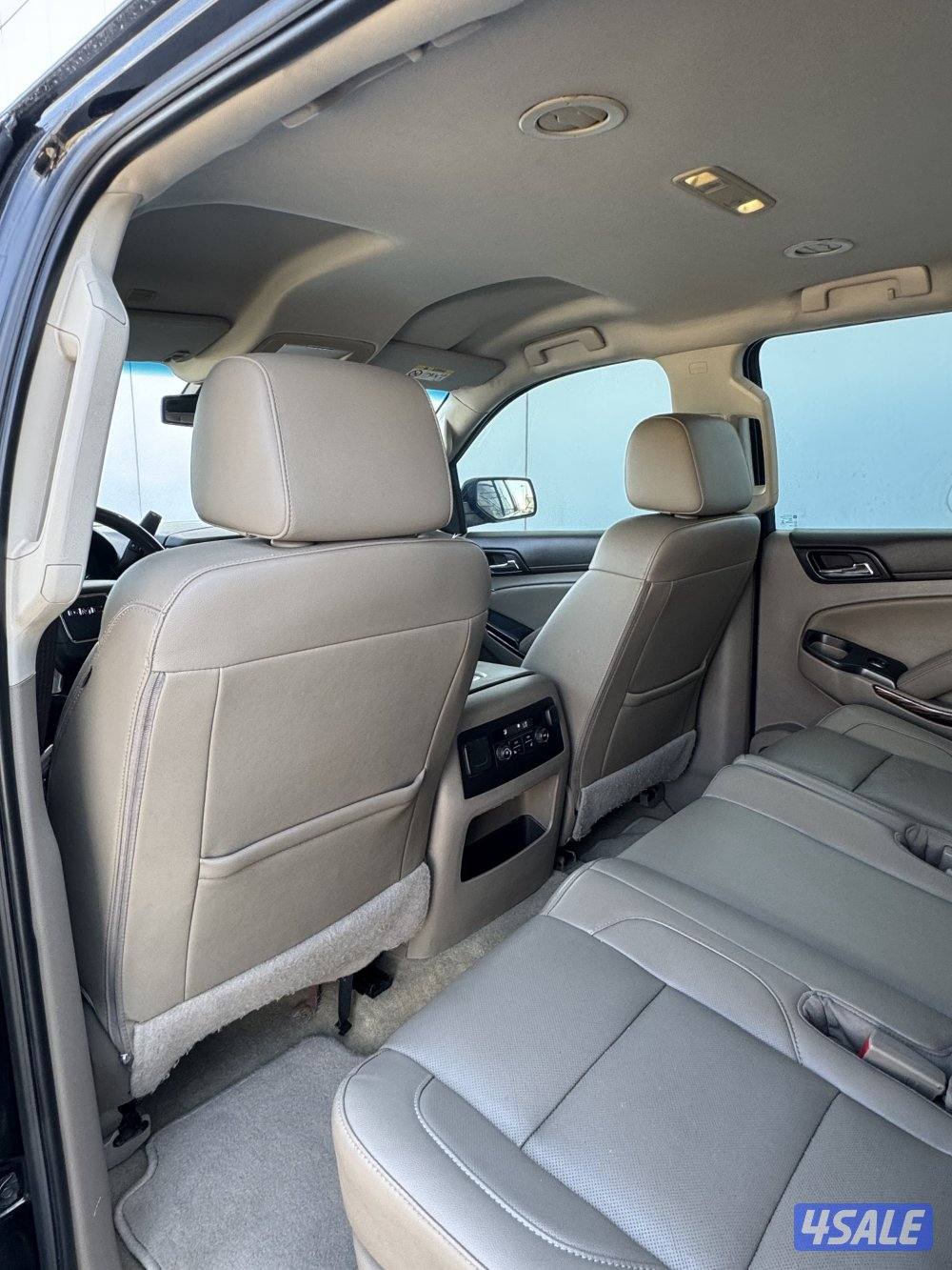 للبيع يوكن SLT موديل 20178