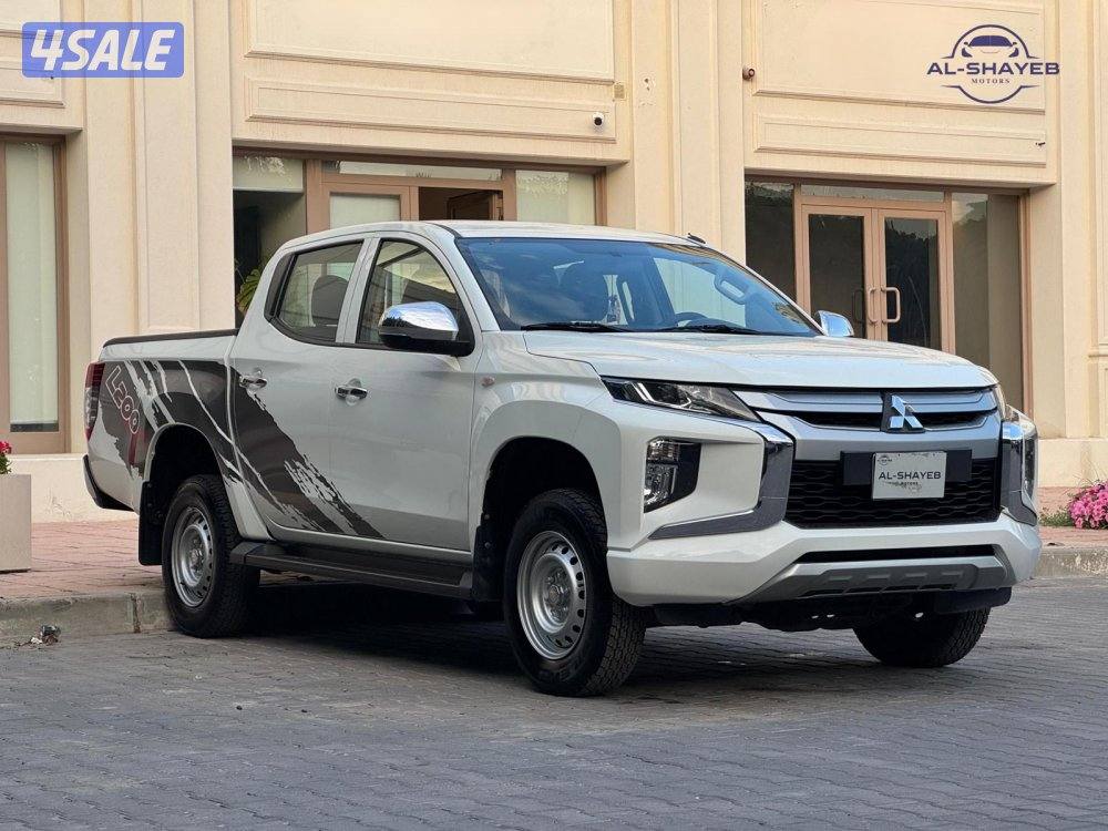 للبيع وانيت ميتسوبيشي L200 موديل 20233