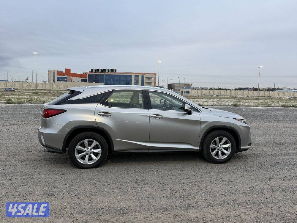 للبيع لكزسRX-350-2017 صبغ الوكاله8