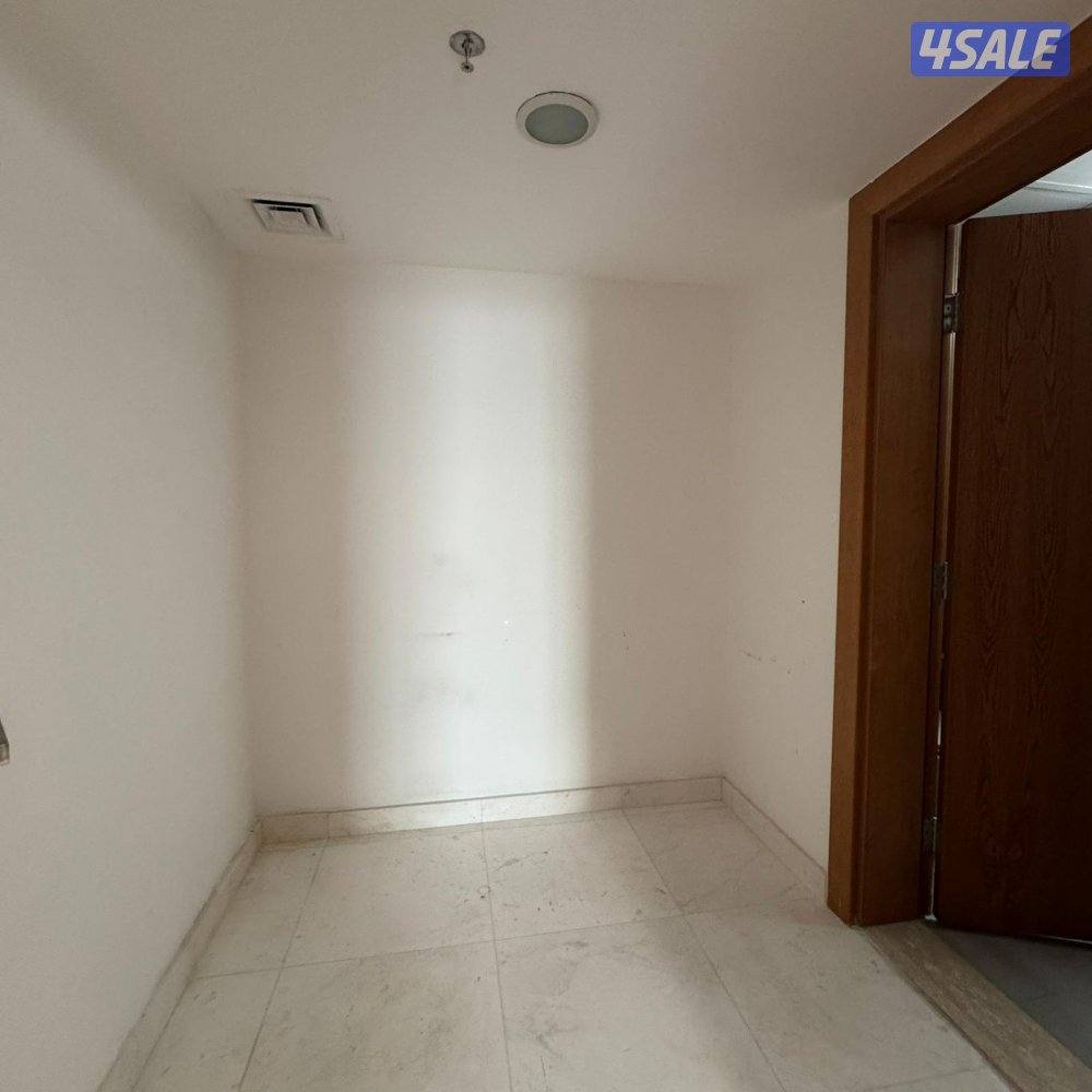 بينت هاوس إطلالة بحرية مباشرة للإيجار في بنيد القار5