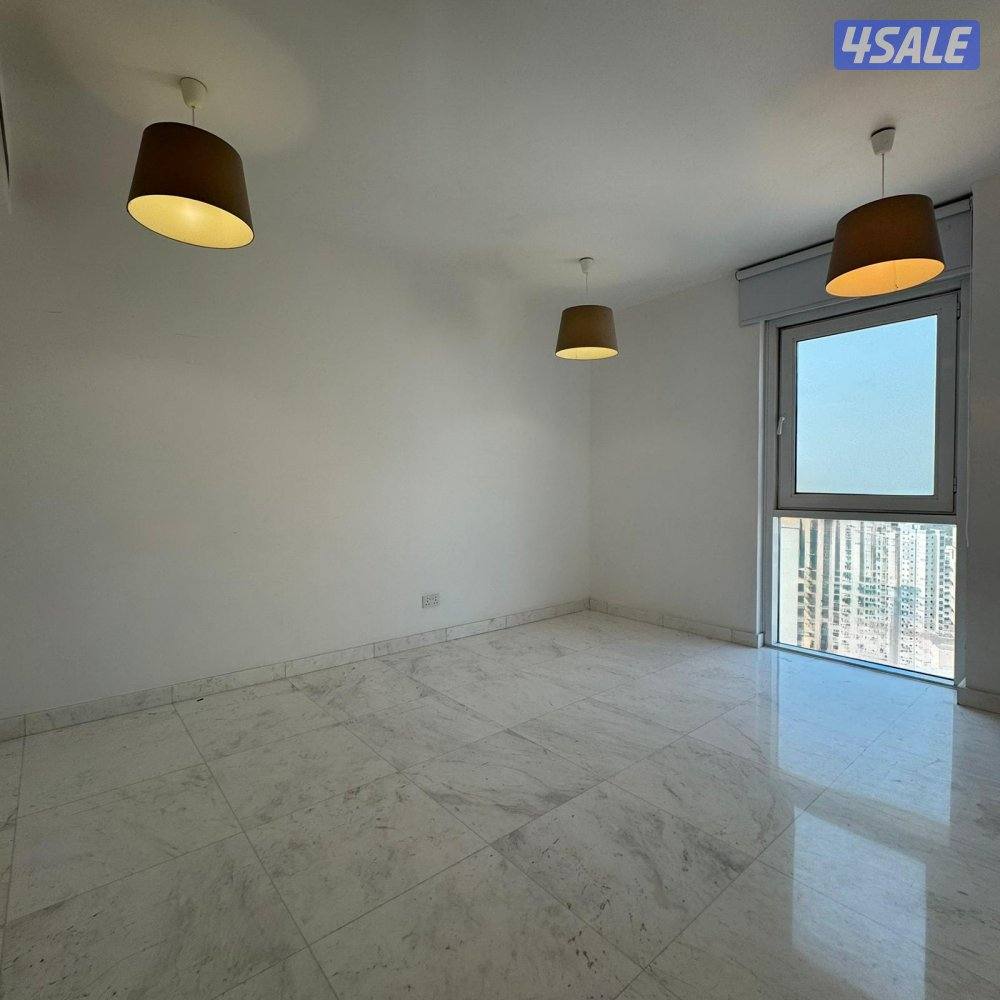 بينت هاوس إطلالة بحرية مباشرة للإيجار في بنيد القار4