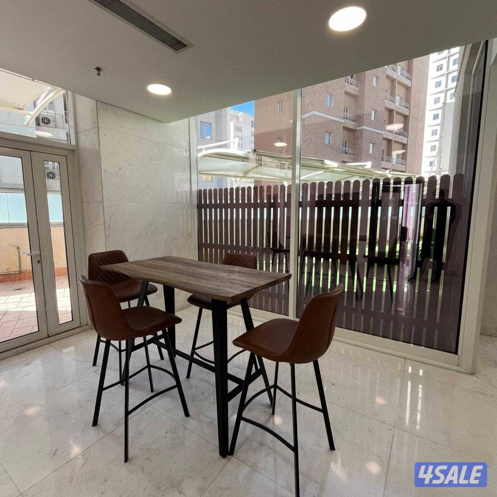 بينت هاوس إطلالة بحرية مباشرة للإيجار في بنيد القار15