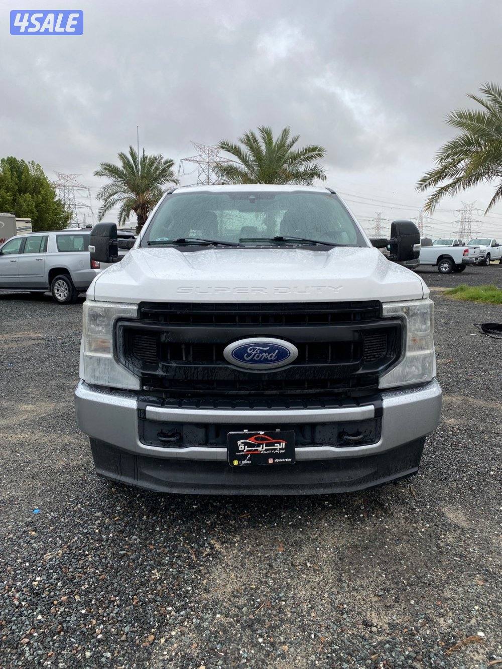 للبيع وانيت F250 موديل 2020 عداد 86الف1