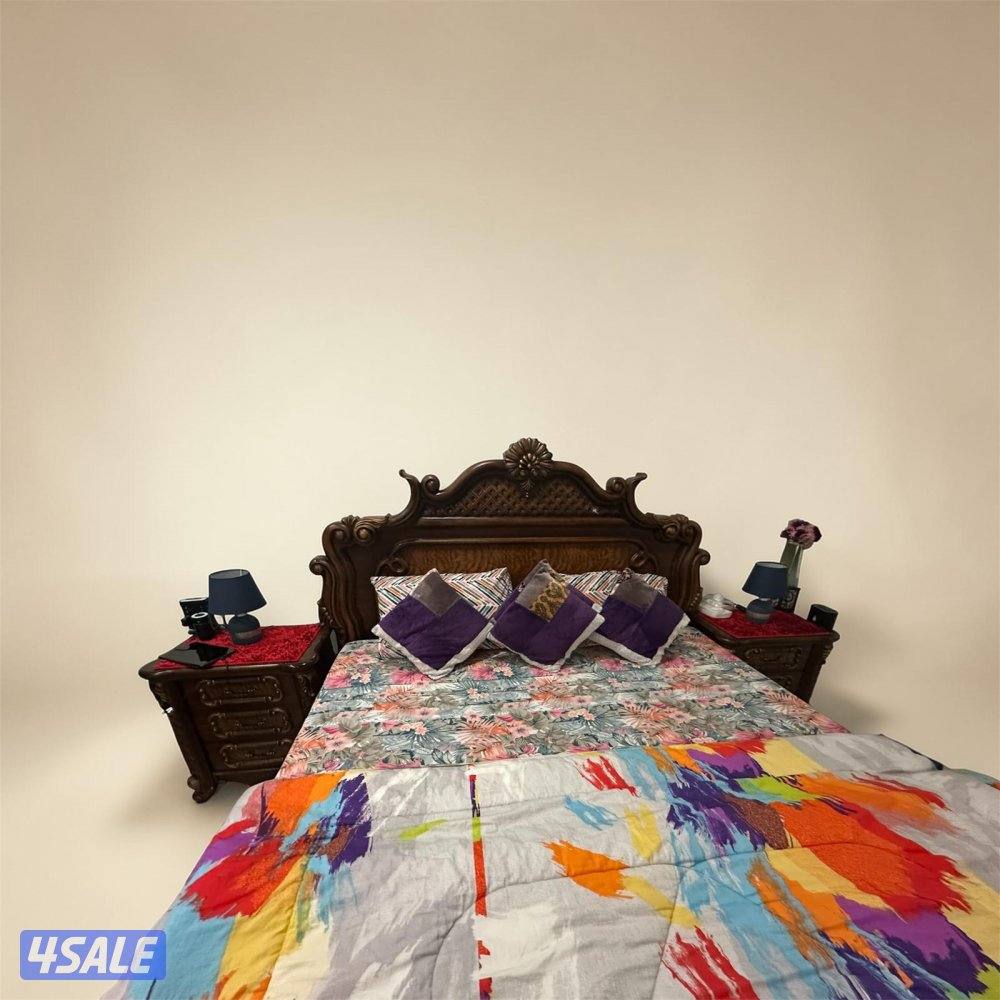 bed with mattress for urgent sale1