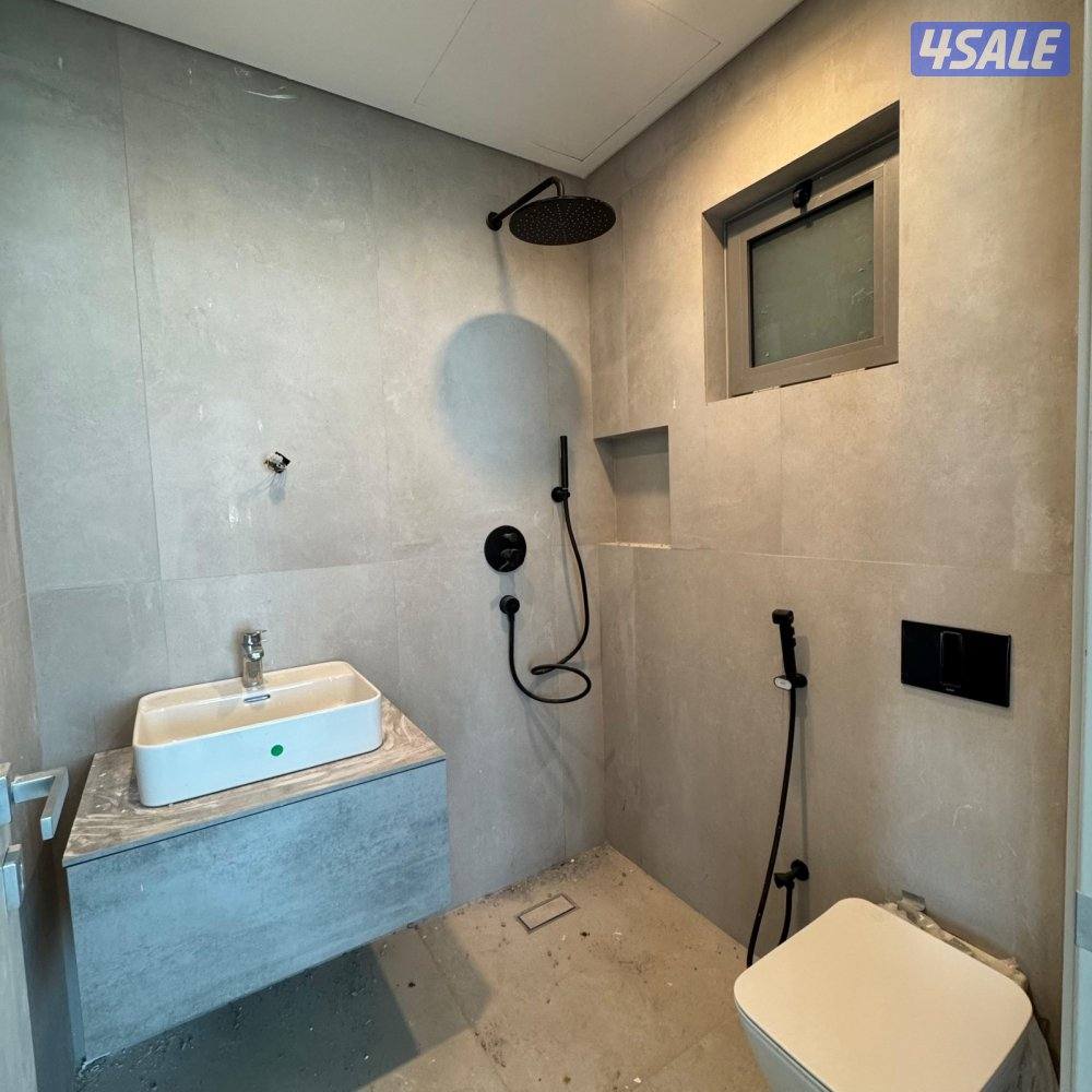 فيلا ( Pent House ) إطلالة بحرية مباشرة للإيجار في الشعب البحري6