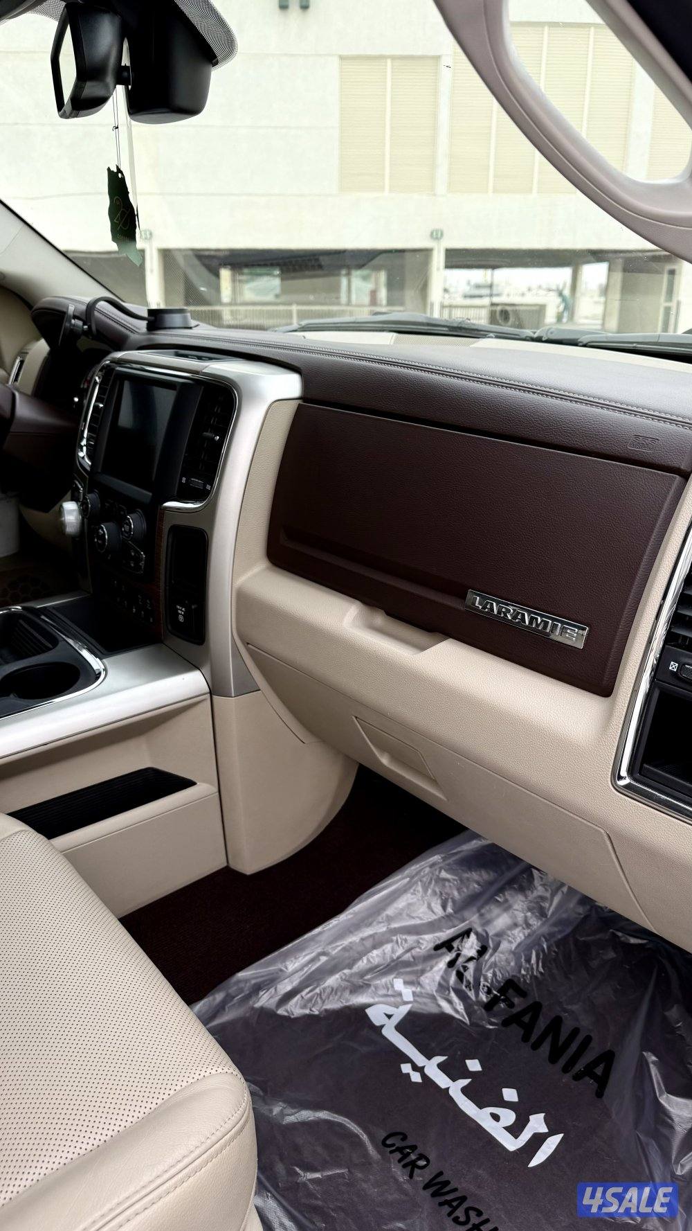 للبيع دودج رام لارامي 20208