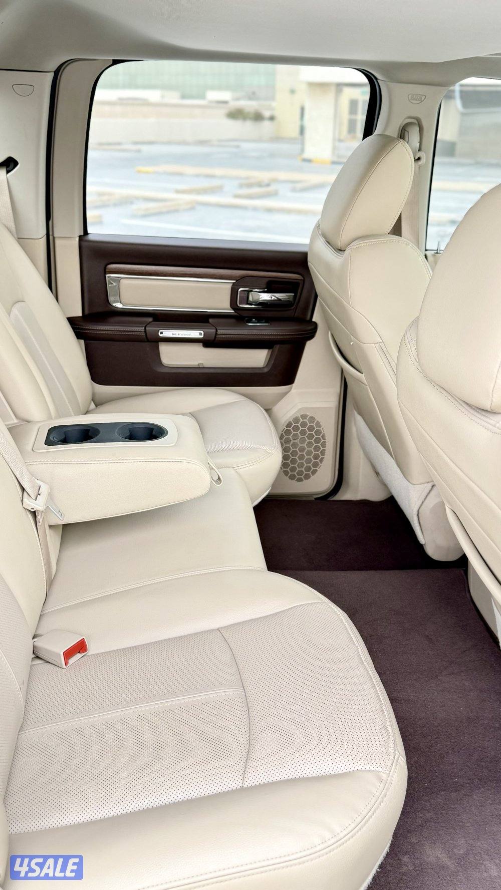 للبيع دودج رام لارامي 202011