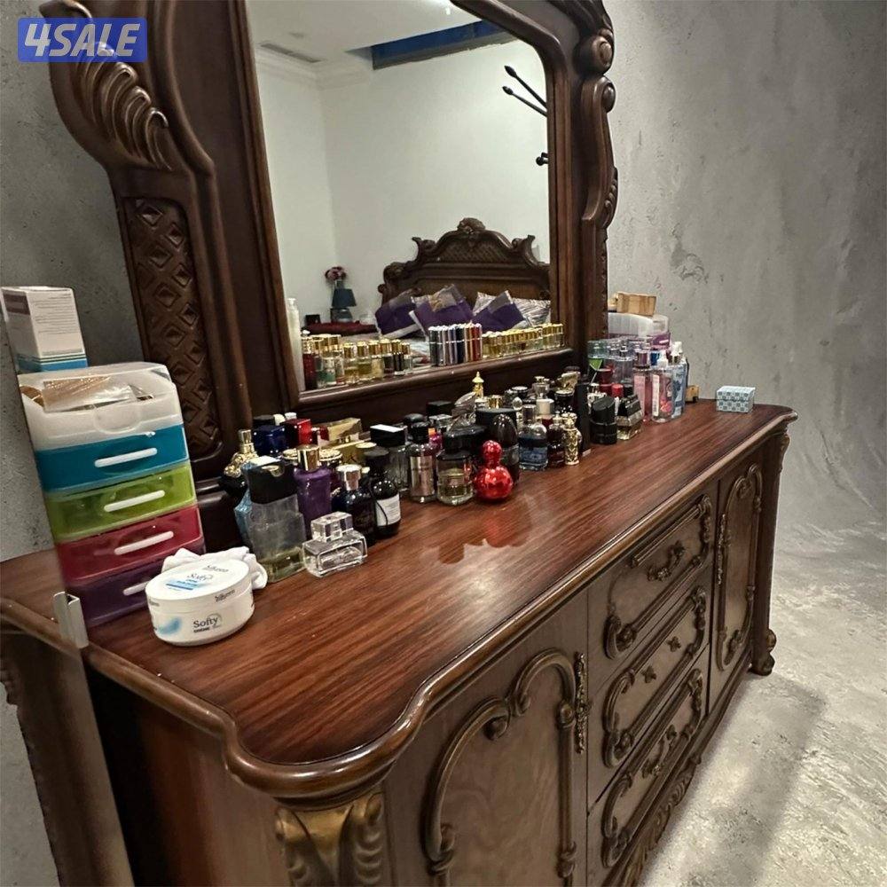 dressing table for urgent sale2