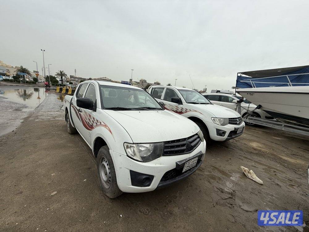 ميتسوبيشي L200 موديل 20121