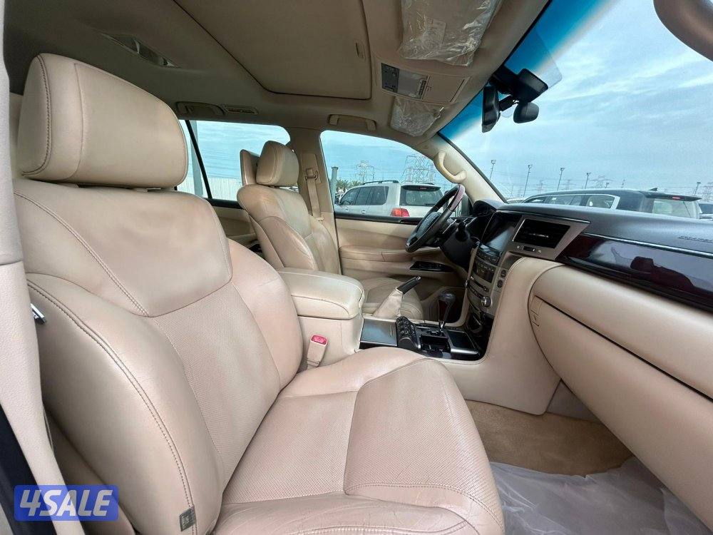 لكزس LX570 S  موديل 2015 ماشى 487.000 k.m  وارد الساير.5