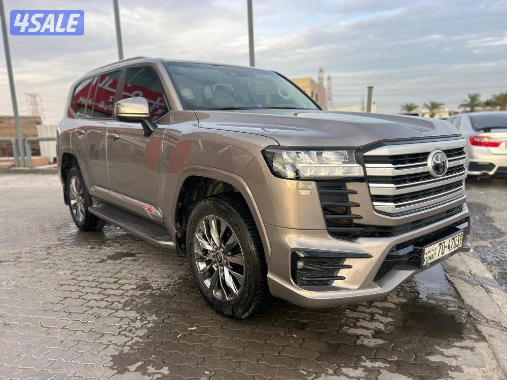 تويوتا لاند كروزر GX.R AEROs  twin turbo.V6 موديل 2023 ماشى 104.000 k.1