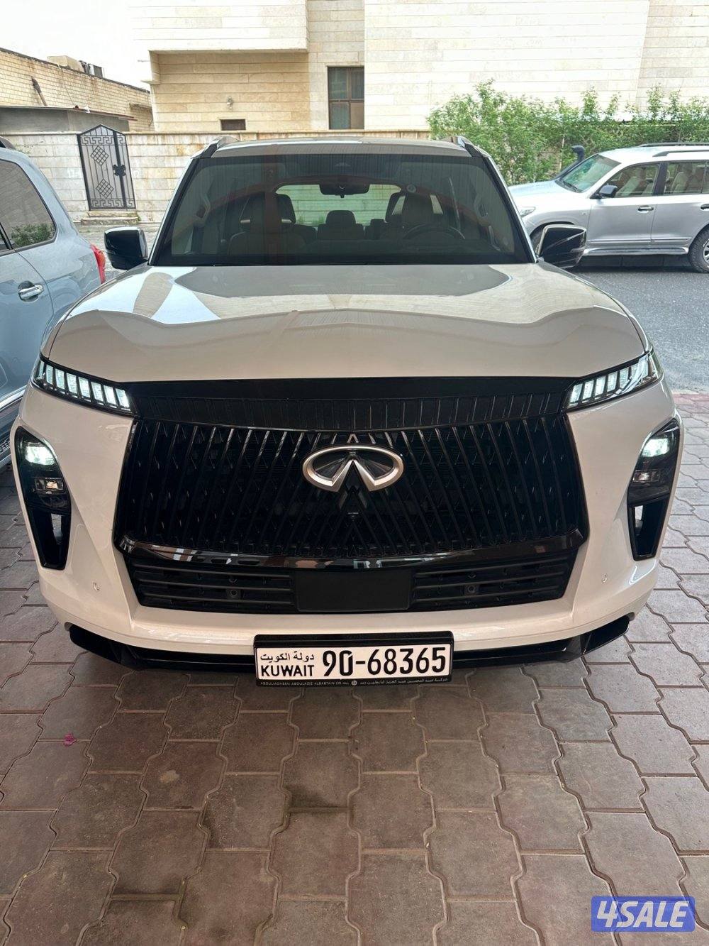 انفينتي QX803