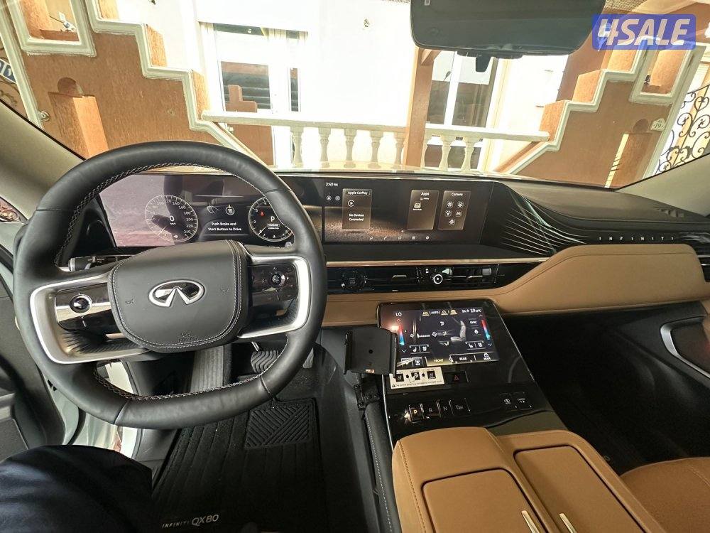 انفينتي QX802