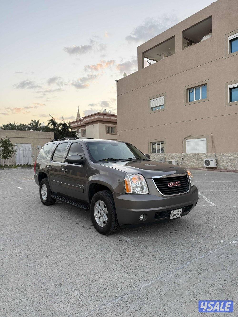 للبيع يوكن 2014 وارد الوكاله0