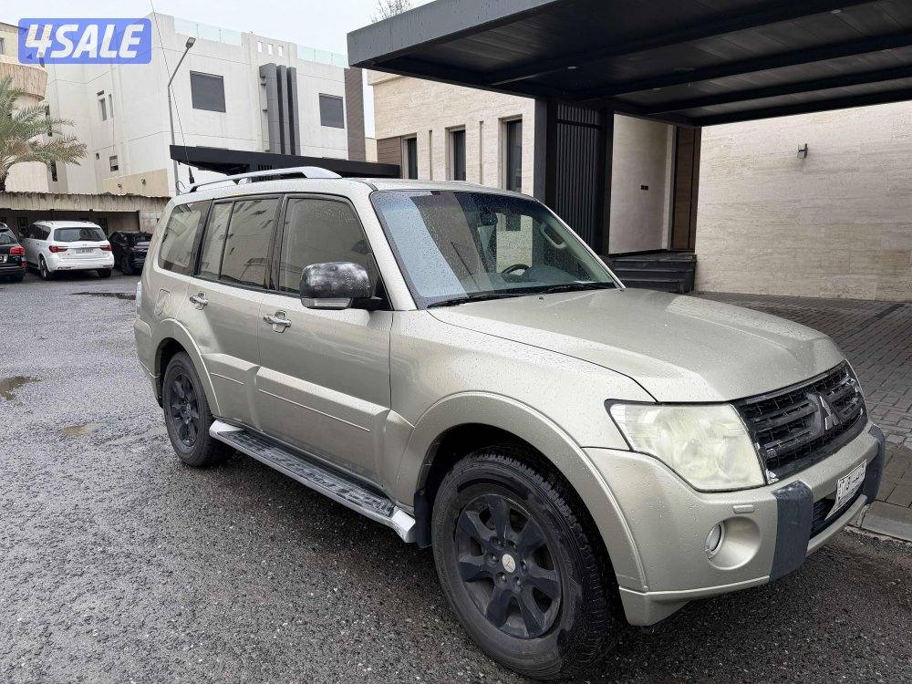 للبيع باجيرو1