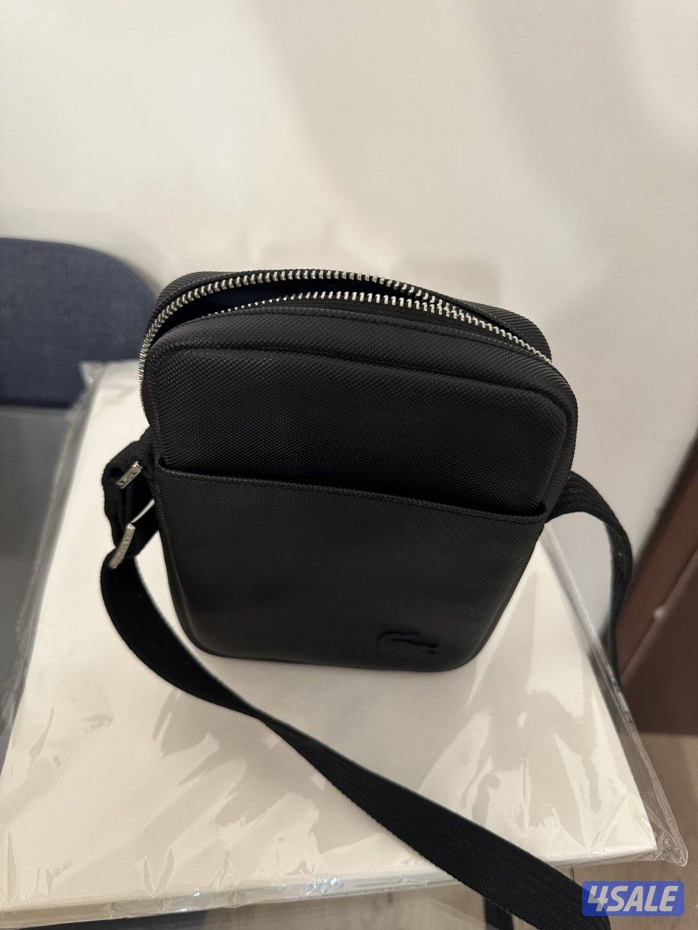 lacoste pouch bag1