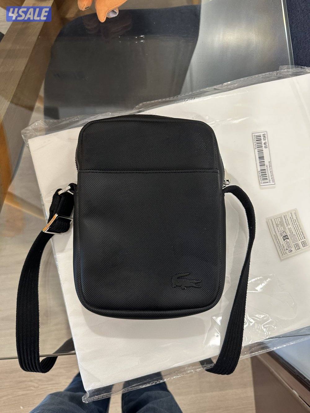 lacoste pouch bag2