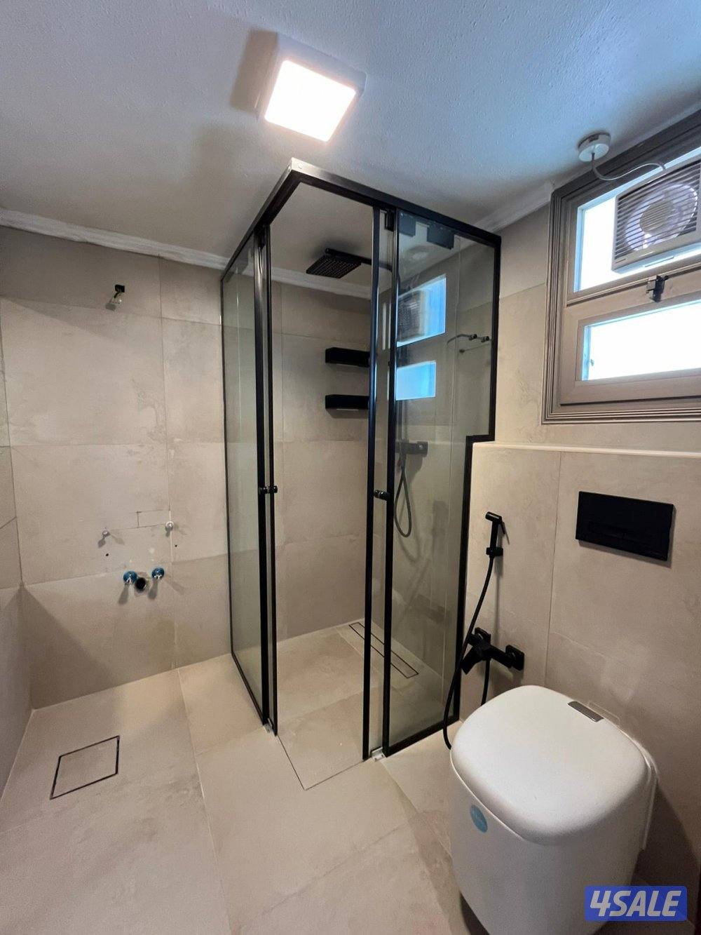 فيلا سكنية 3 أدوار للإيجار في الشهداء11