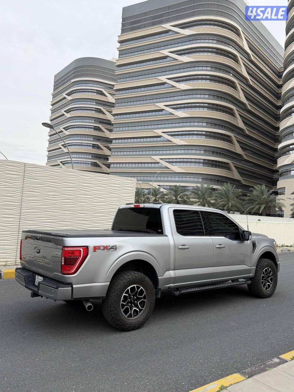 وانيـت فورد ديل قير2