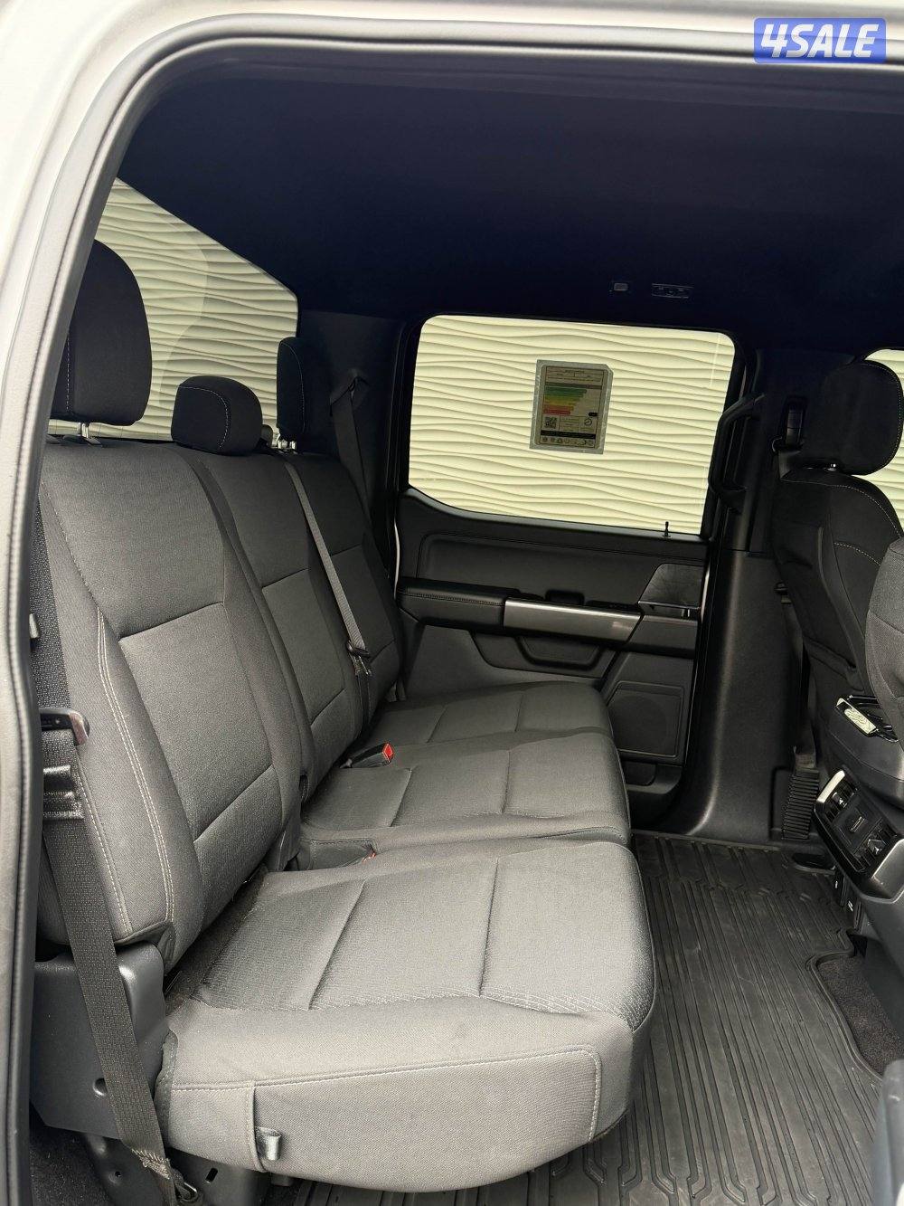 وانيـت فورد ديل قير11