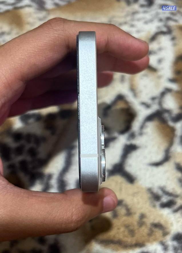 آيفون ١٣ عادي للبيع5