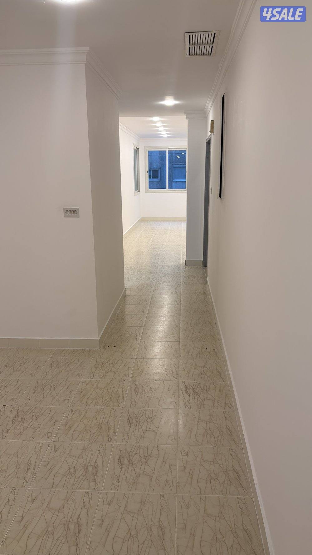 للإيجار شقق كبار1