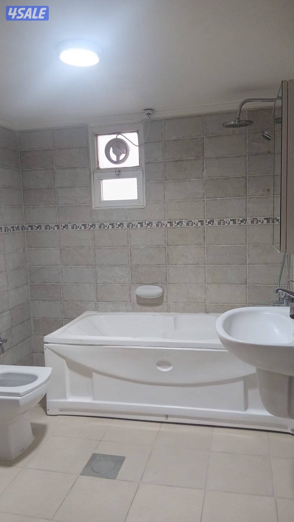 للإيجار شقق كبار7