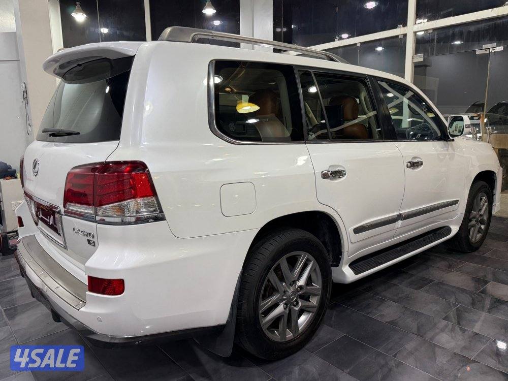 لكزس ٢٠١٤ سبورت شرط الفحص3