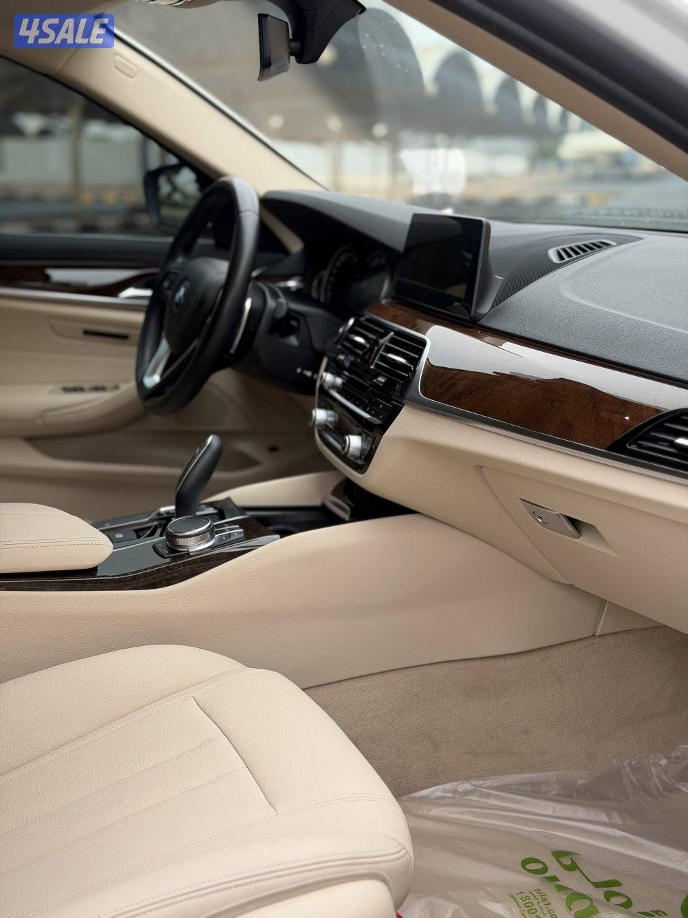 BMW 520i بحالة كالجديدة7