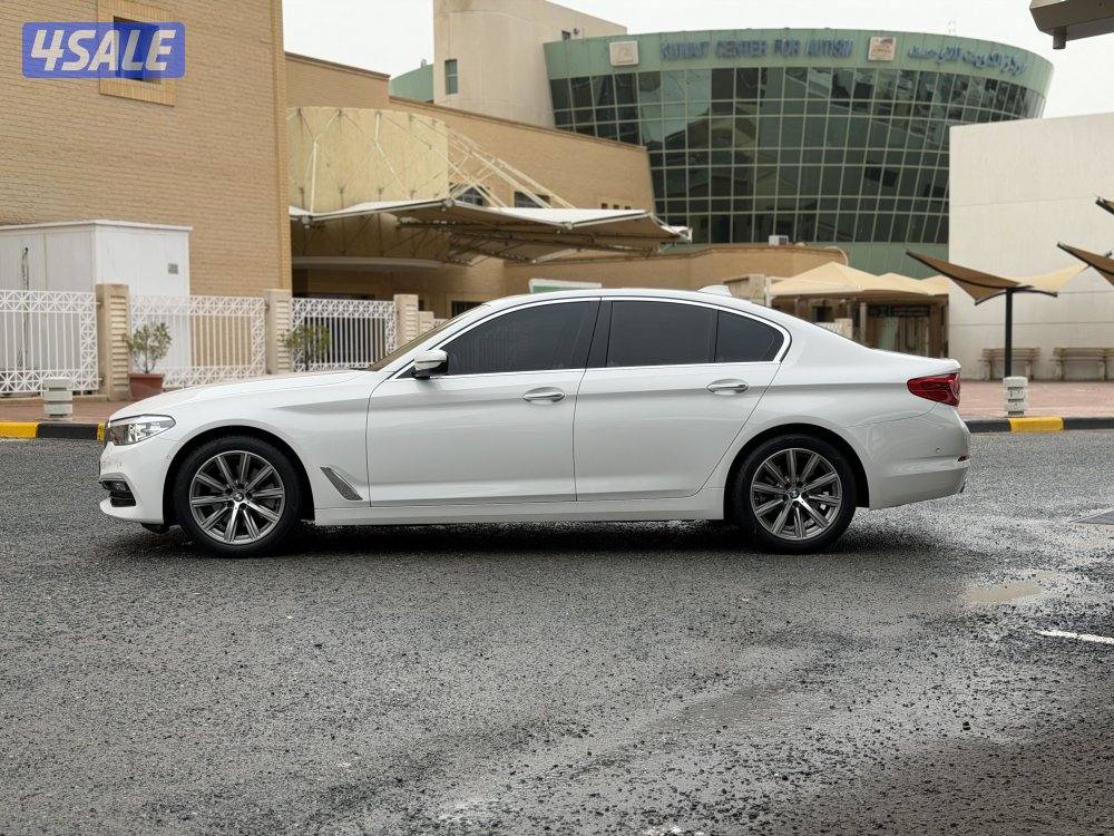BMW 520i بحالة كالجديدة6