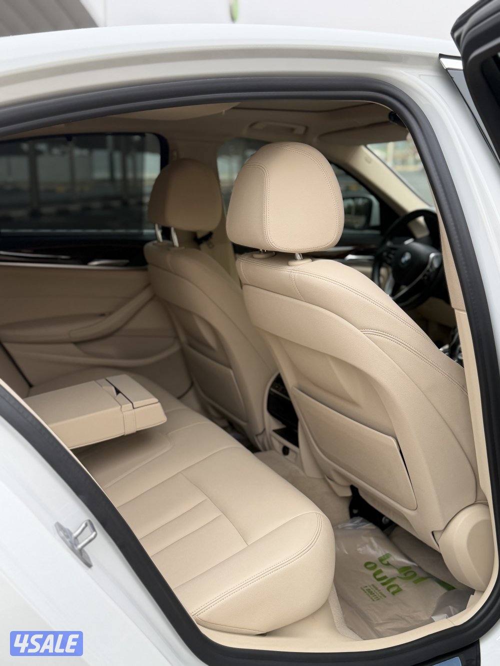 BMW 520i بحالة كالجديدة9