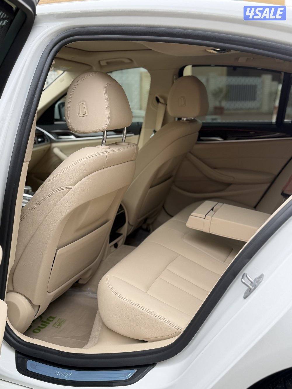 BMW 520i بحالة كالجديدة10