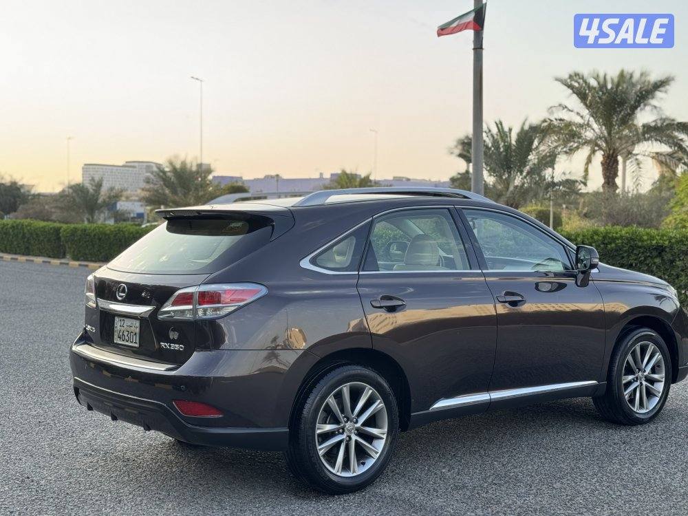 لكزس RX350 موديل 2014 بحاله الوكاله شرط الفحص3