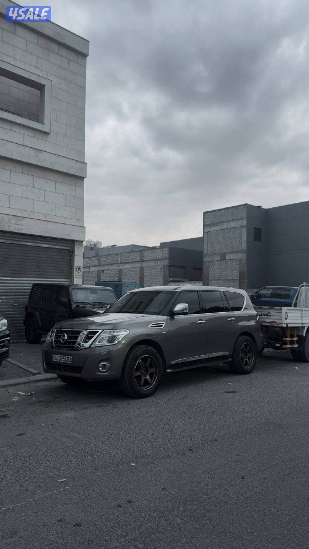 للبيع نيسان باترول بلاتينيوم سيتي8