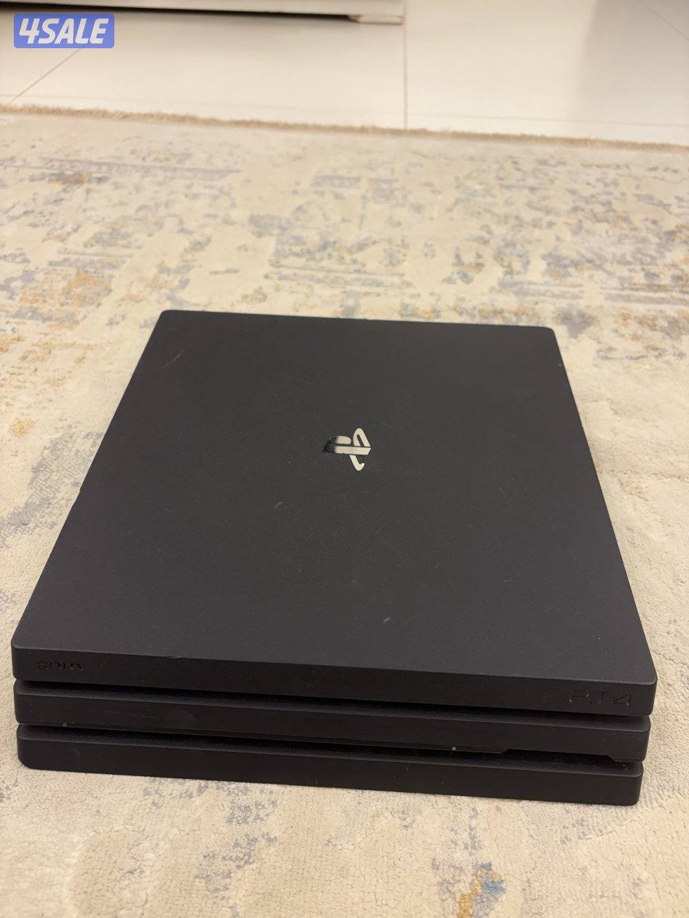 للبيع سوني ٤ برو و سوني ٤ سلم2
