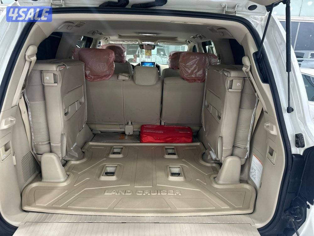 لاندكروزر GXR تورينق موديل ٢٠١٩ وارد الساير عداد ١٠٠ ألف كم7