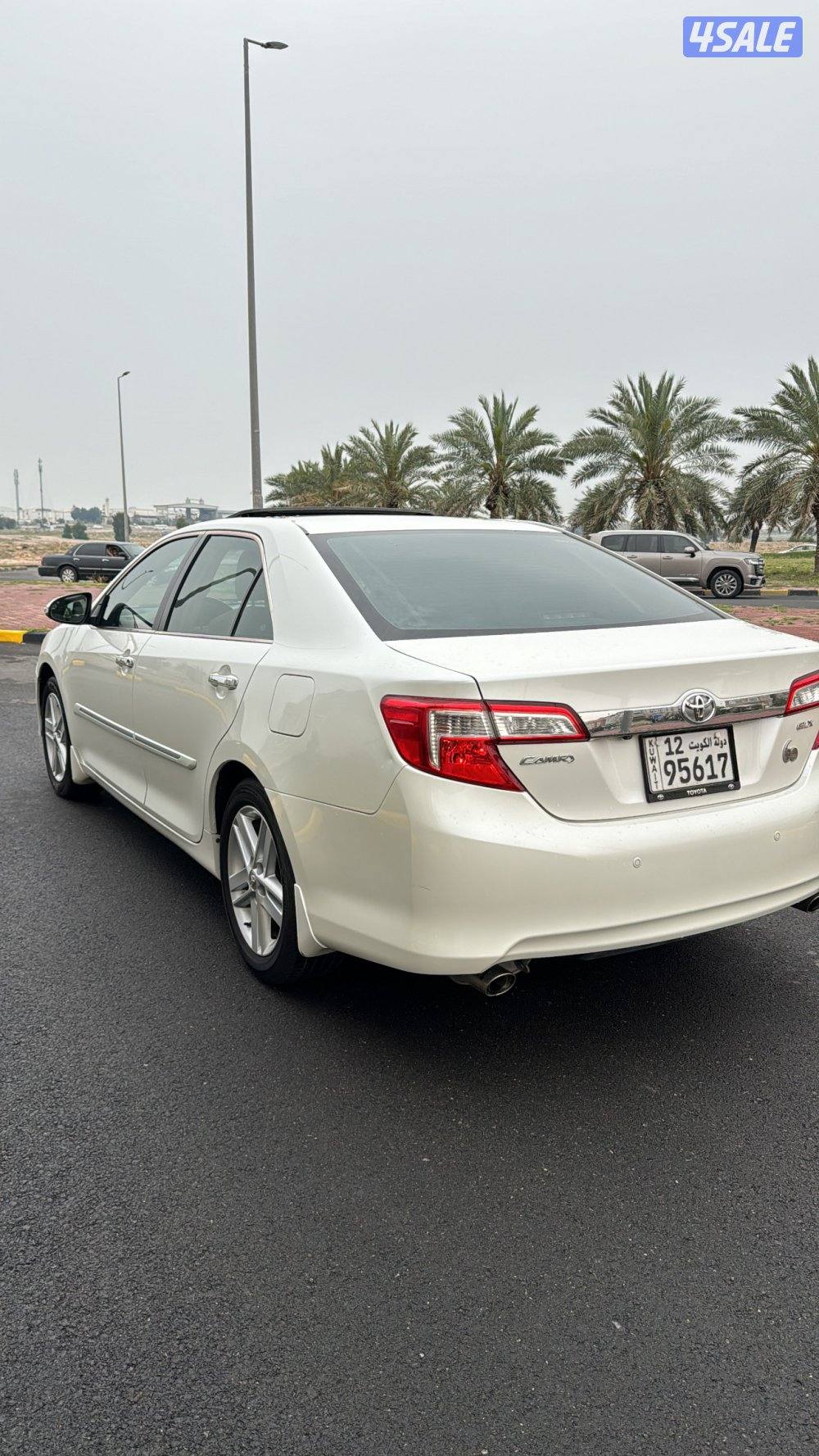 للبيع كامري 2014 بحالة الوكالة3