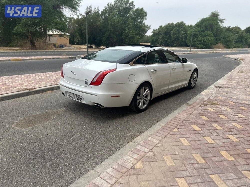 للبيع جاكوار بانوراما XJ موديل ٢٠١٢ اعلى درجه3