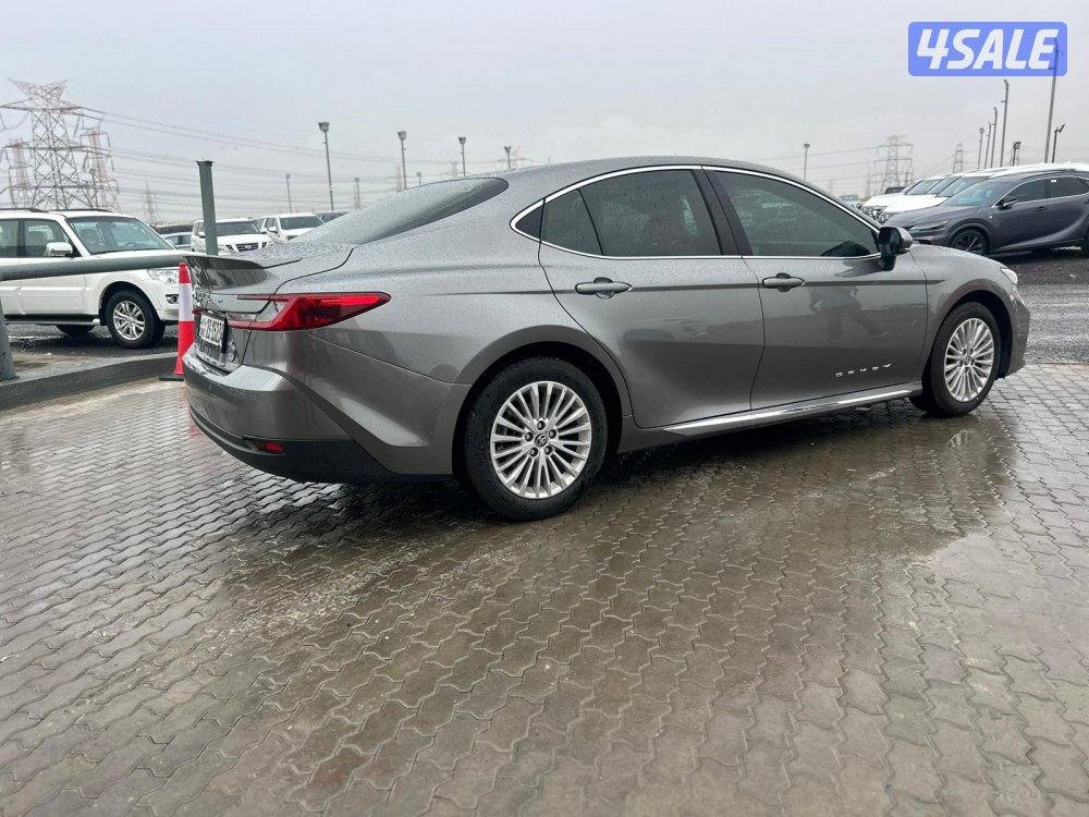 تيوتا كامرى.V4 -LE  موديل 2025 ماشى 32.000 k.m   وارد الساير3